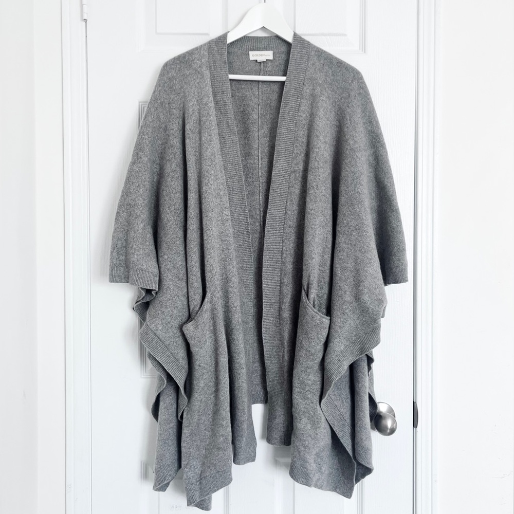 Aritzia GOLDEN by TNA Roohan poncho